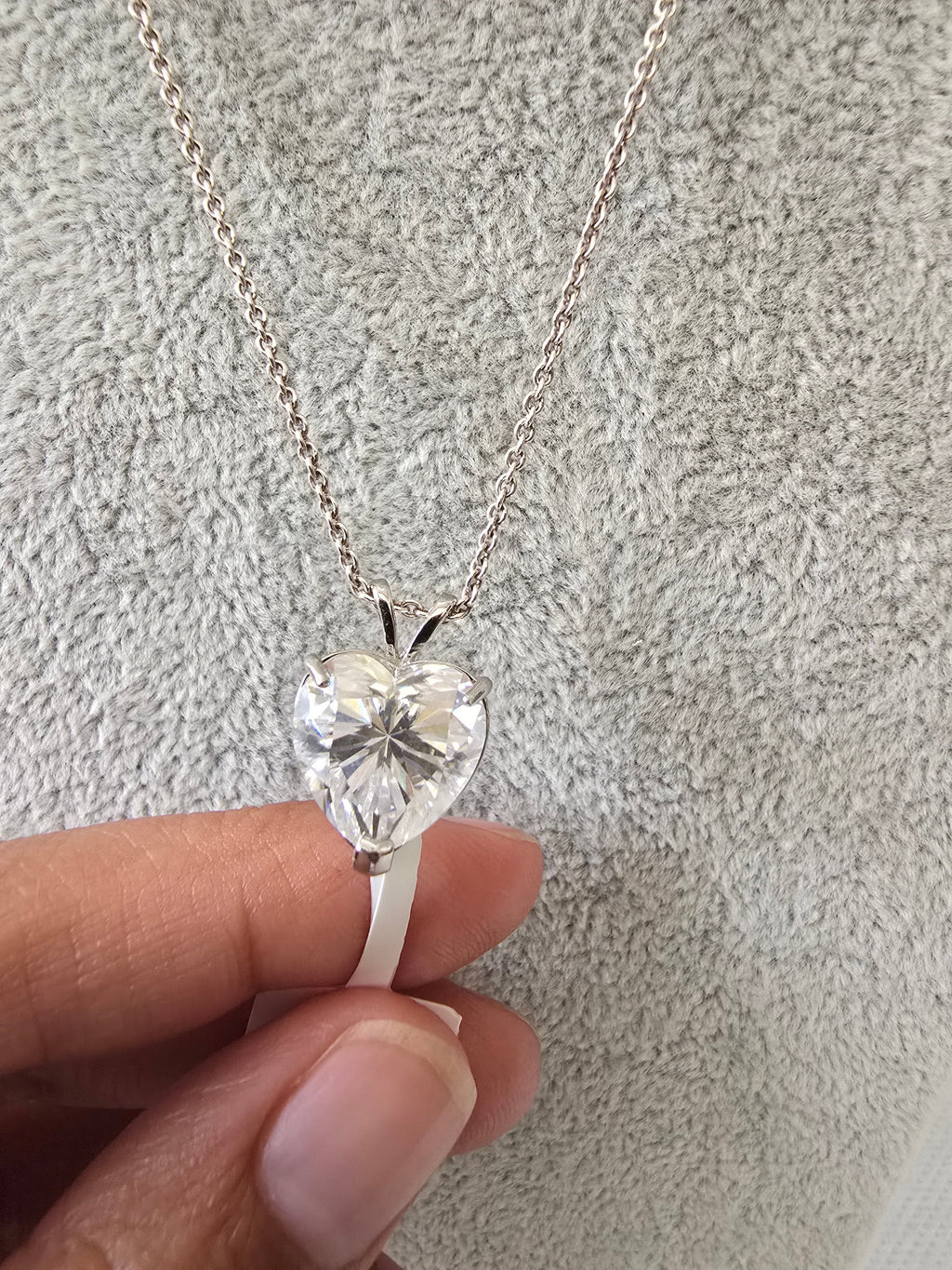 6ct D Colour Moissanite Heart Pendant