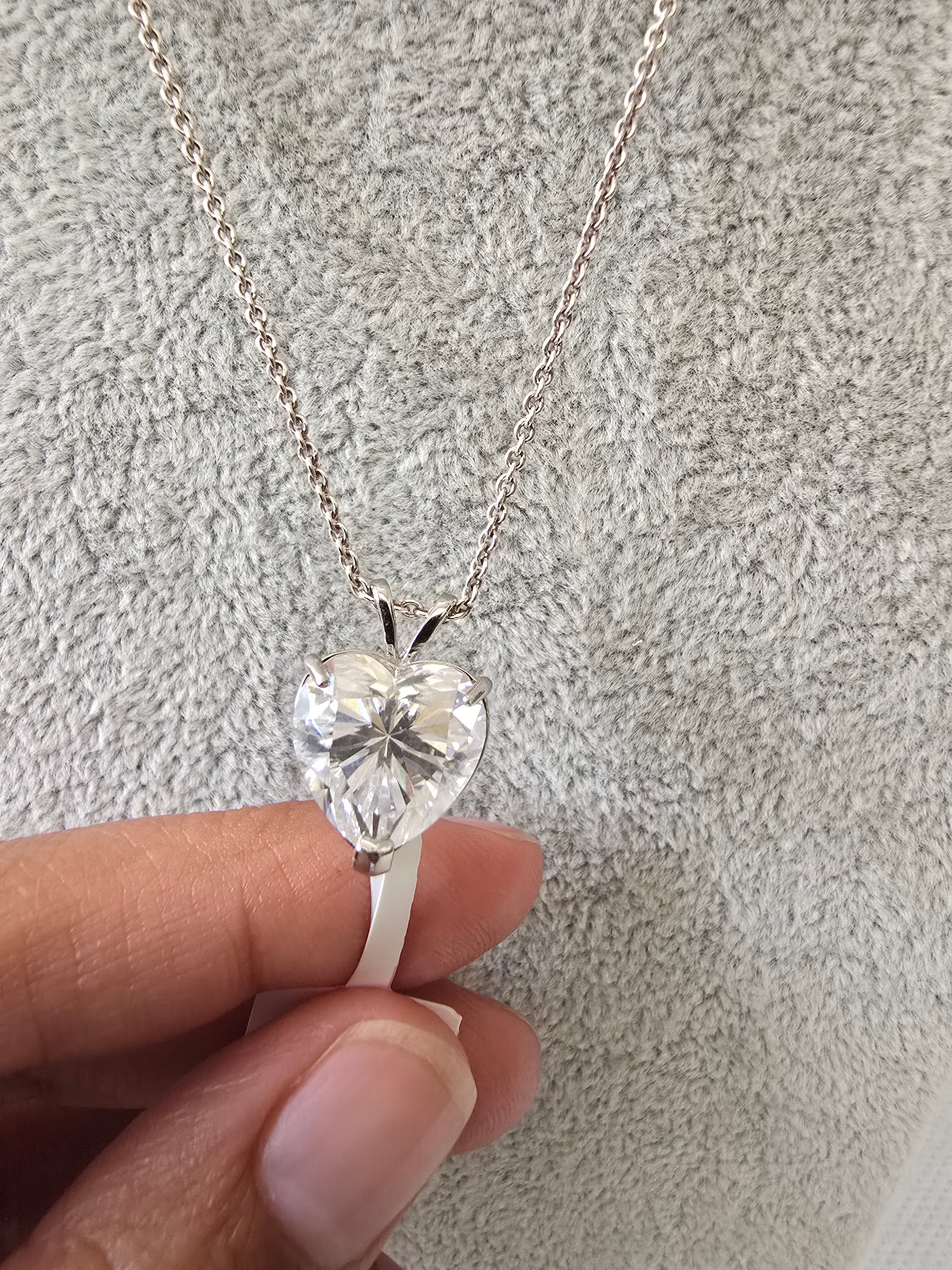 6ct D Colour Moissanite Heart Pendant