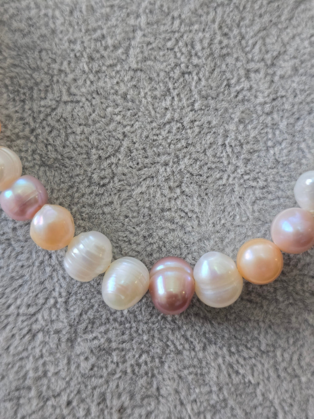 Baroque Freshwater Pearl Choker Necklace — Peach, Pink & Lavender