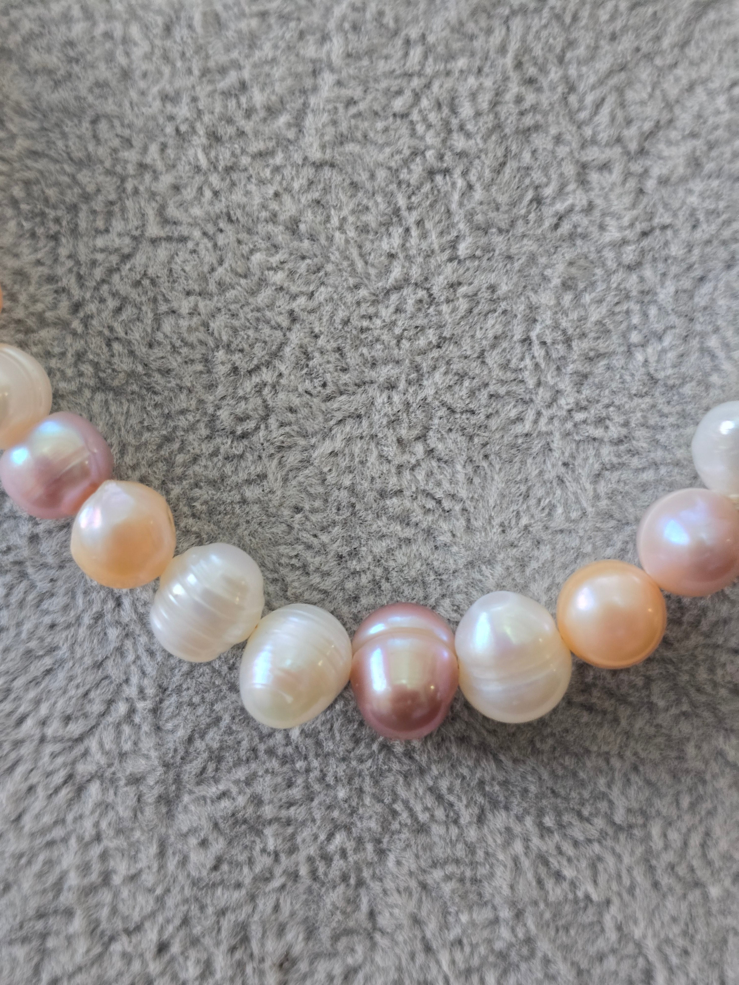 Baroque Freshwater Pearl Choker Necklace — Peach, Pink & Lavender