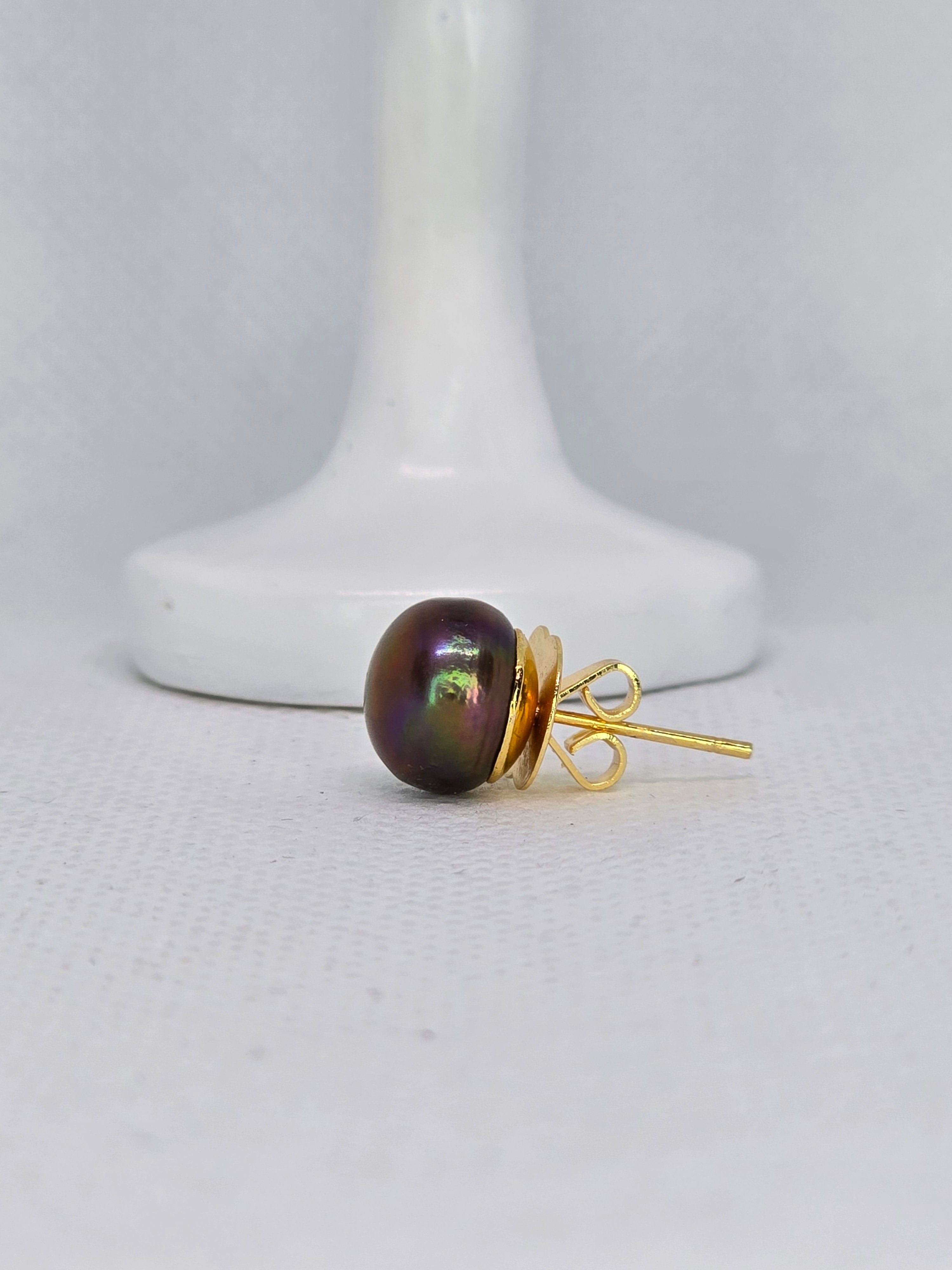 Freshwater Pearl Stud Earrings
