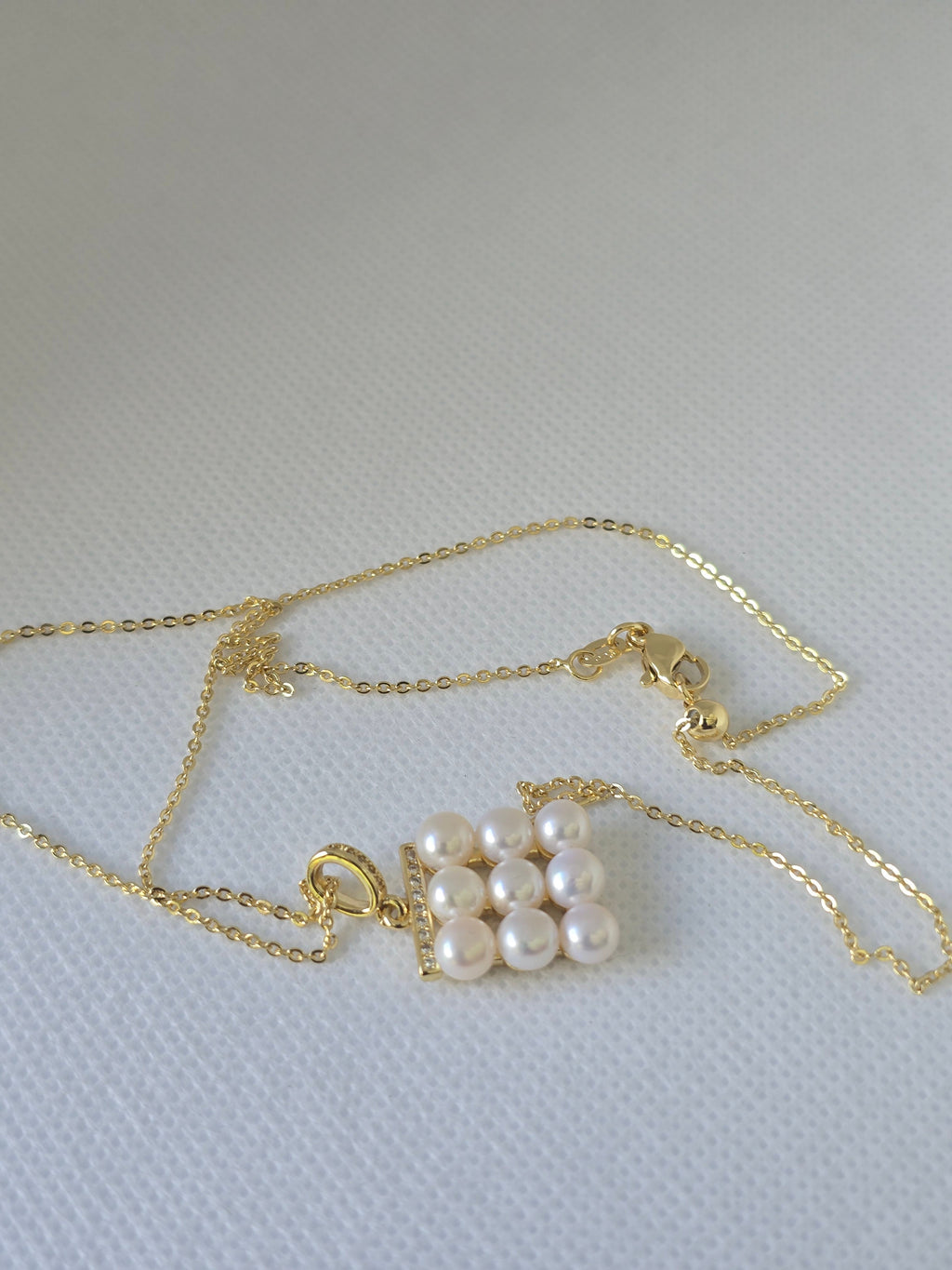 Freshwater Pearl Grid Pendant Necklace | Adjustable Bolo S925 Chain