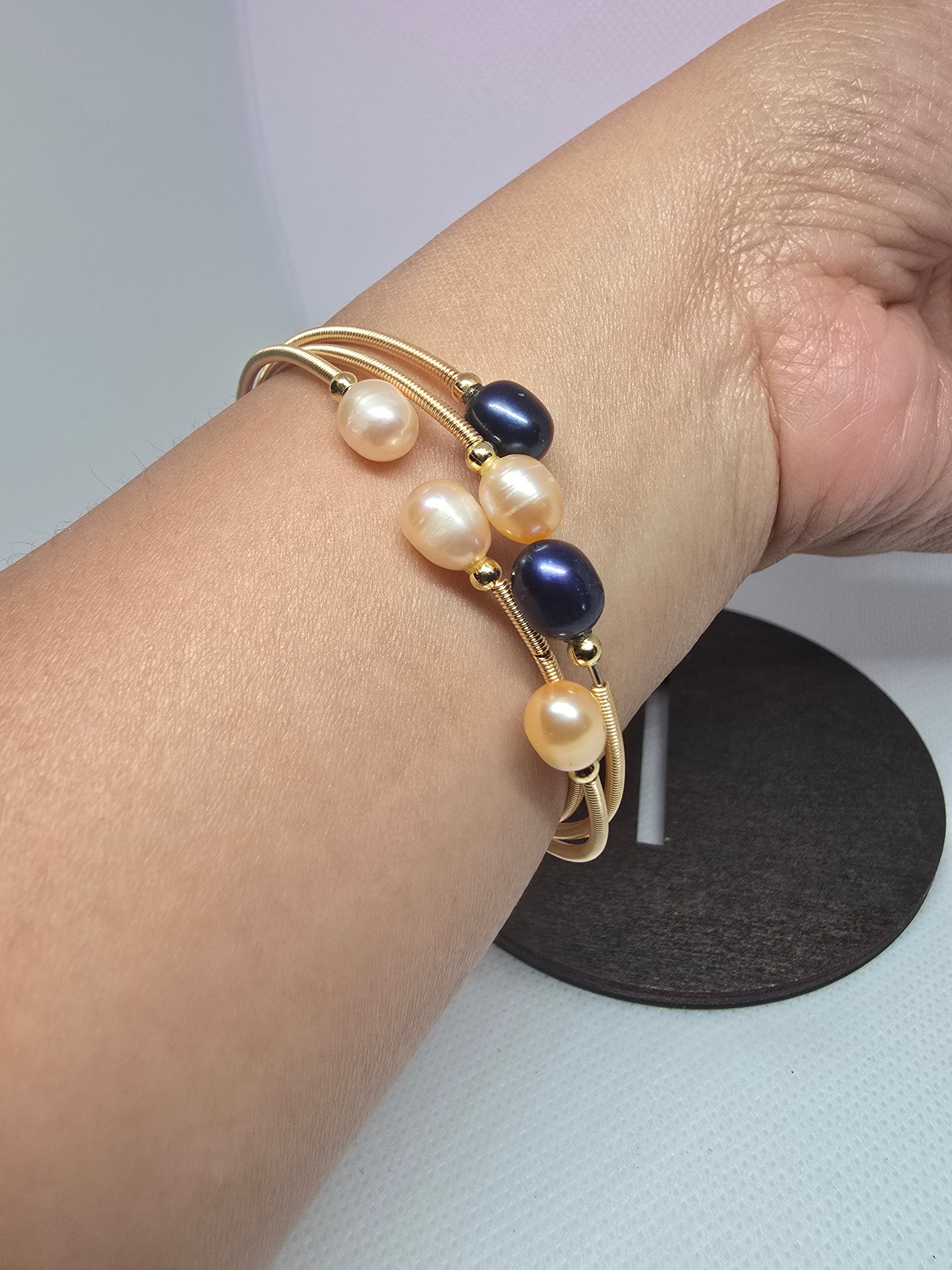 Freshwater Pearl Bangle – Champagne & Blue