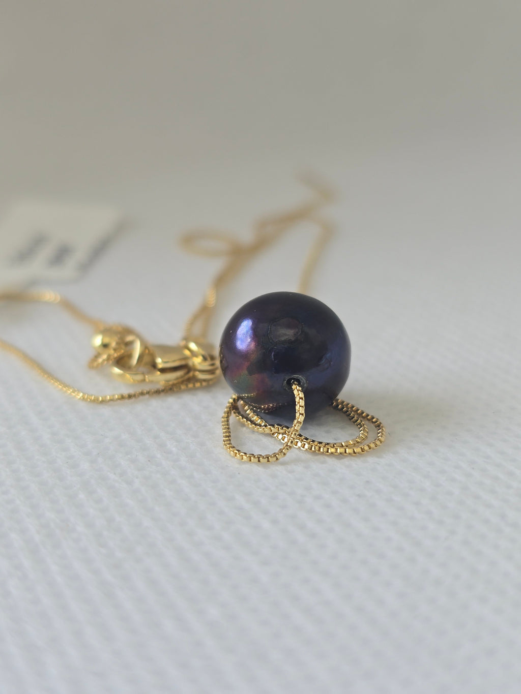 Dark Edison Pearl Floating Necklace | S925 Bolo Box Chain