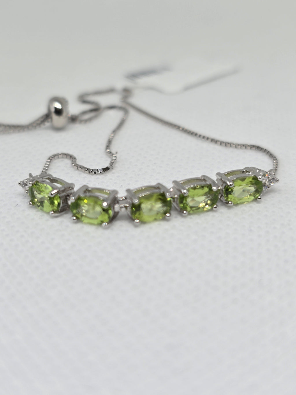 Natural Peridot Five-Stone Bolo Bracelet – S925 Sterling Silver | Adjustable