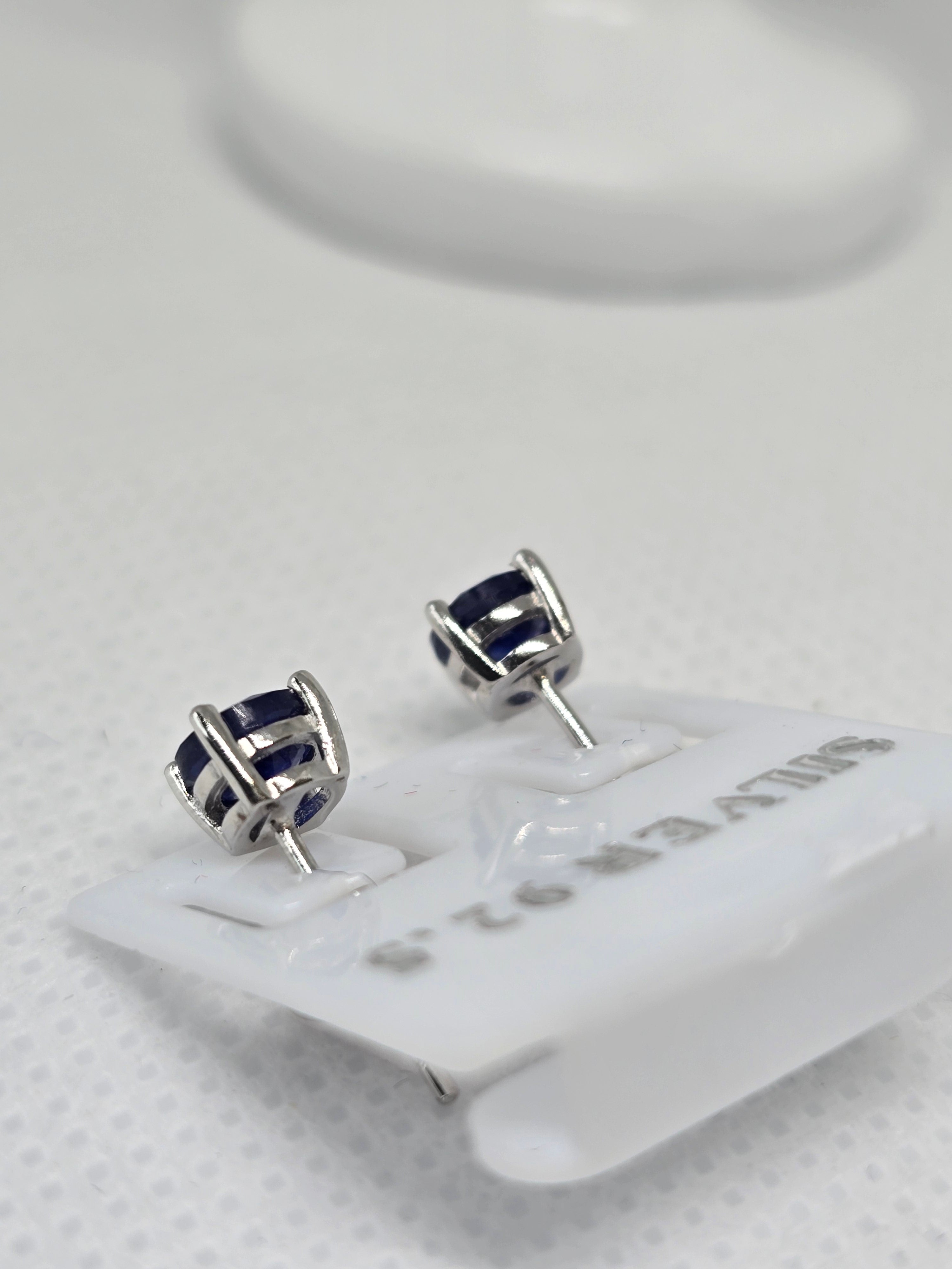 Natural Royal Blue Sapphire Solitaire Stud Earrings – S925 Sterling Silver