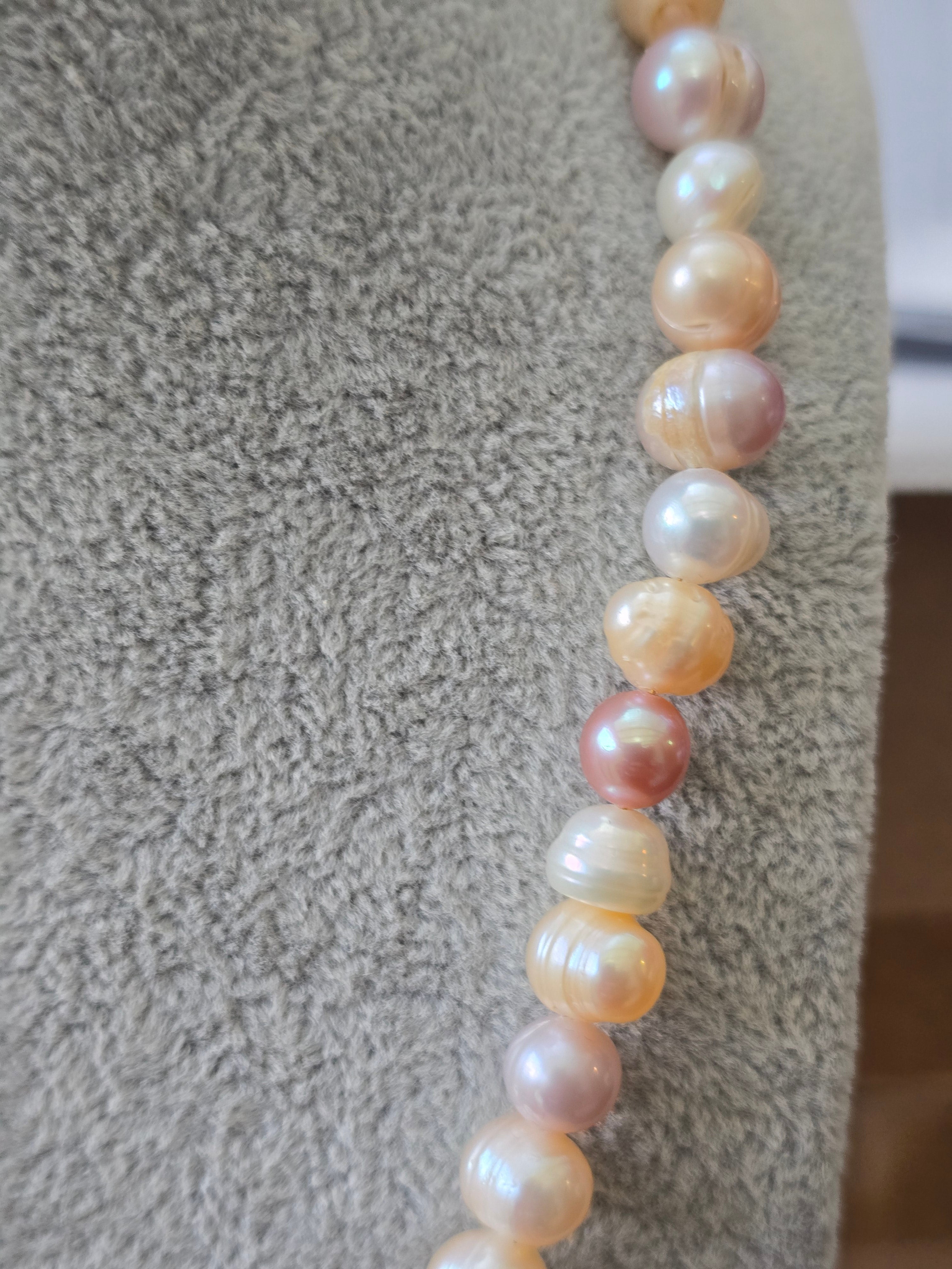 Baroque Freshwater Pearl Choker Necklace — Peach, Pink & Lavender