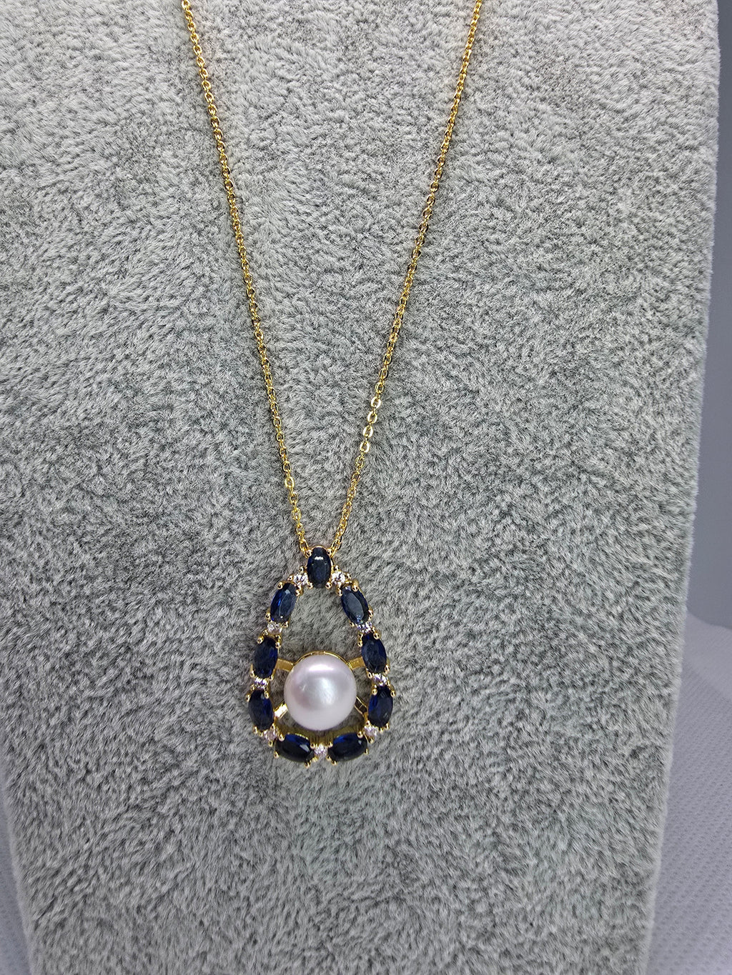 9.1mm Freshwater Pearl & Blue Sapphire Jewellery Set – Ring, Necklace & Earrings