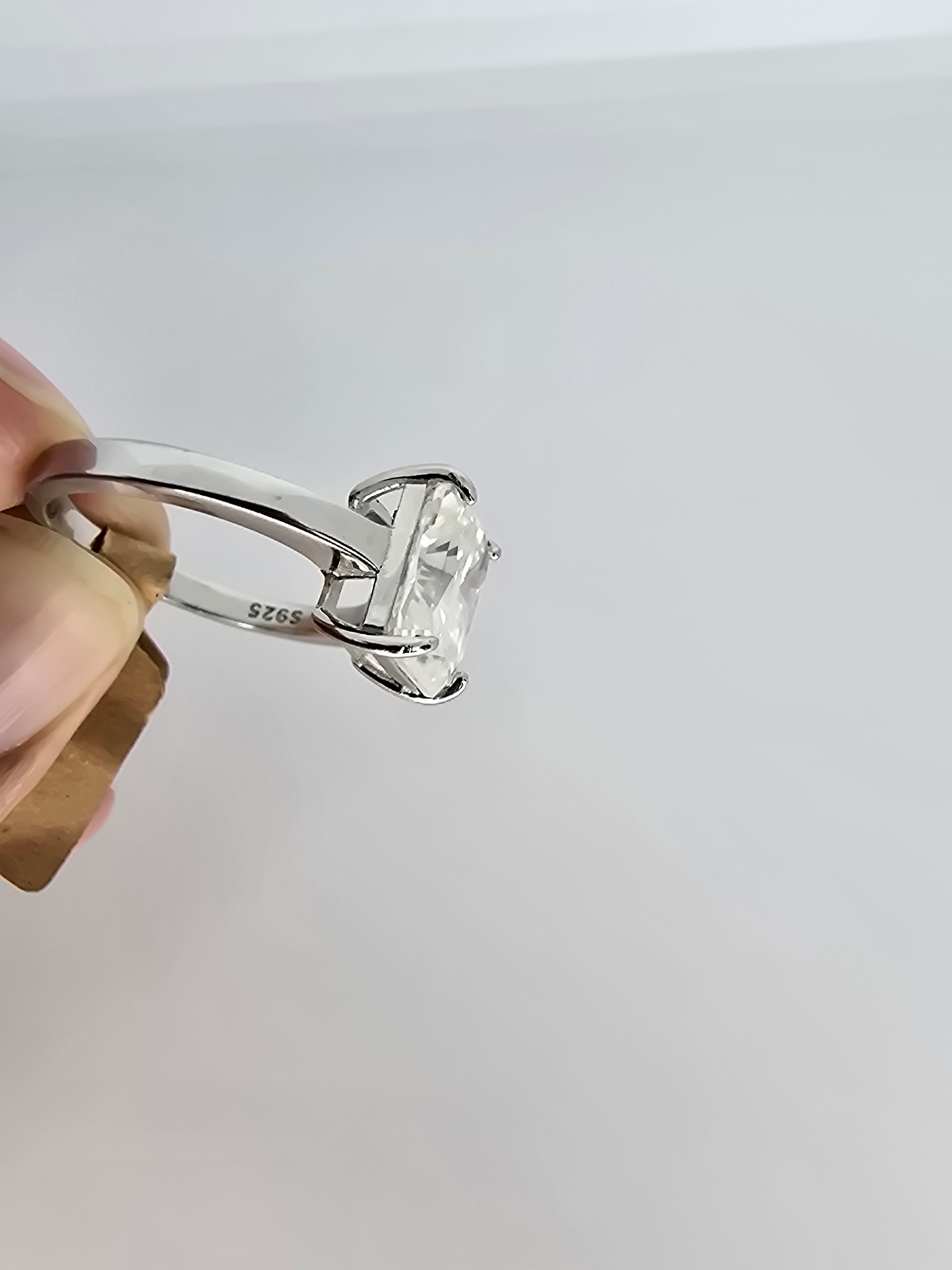 4ct Moissanite Cushion Cut Solitaire Ring | S925 Silver | GRA Certified