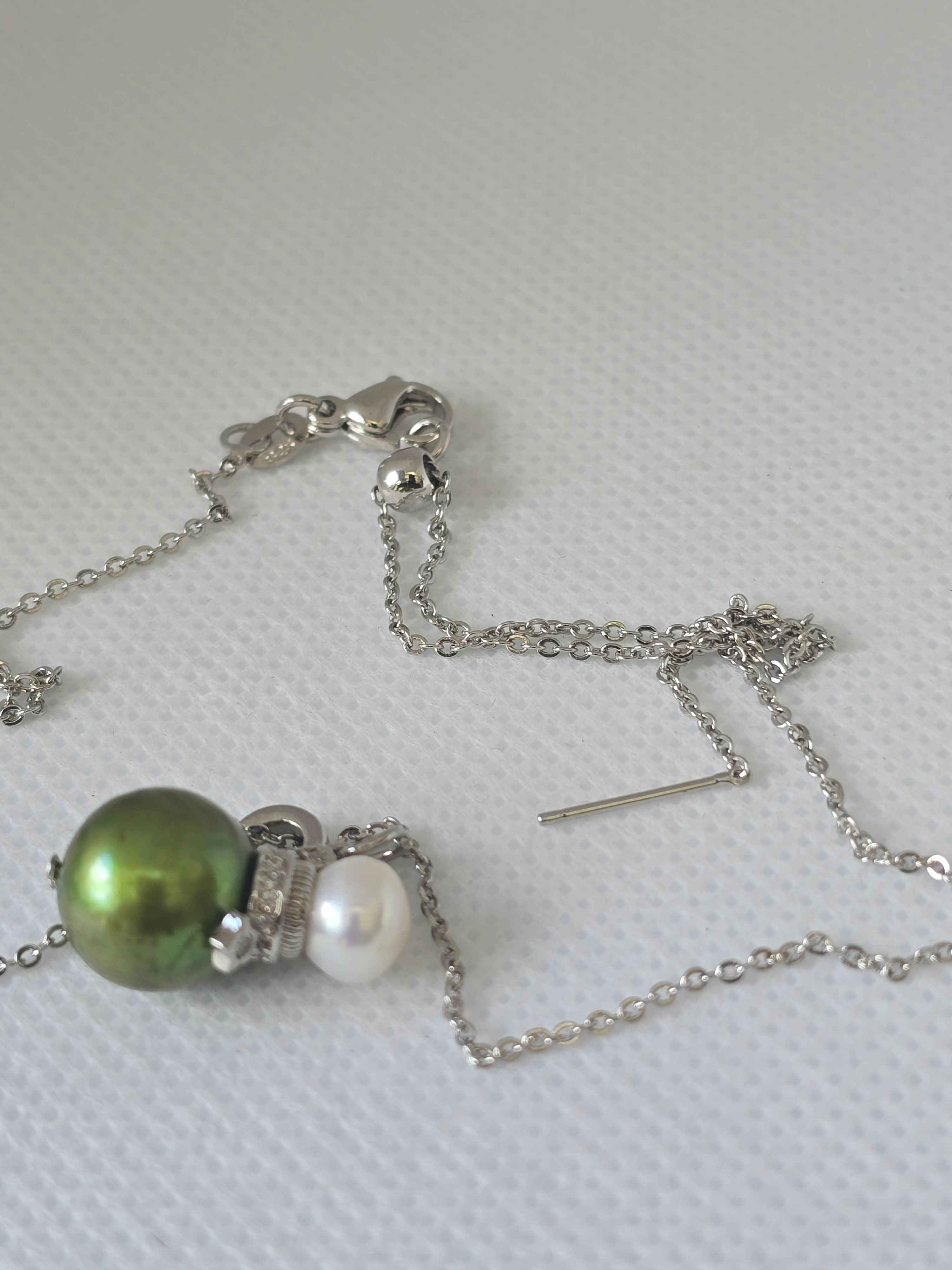 Pistachio Edison Pearl & White Freshwater Pearl Necklace | Adjustable S925 Bolo Chain