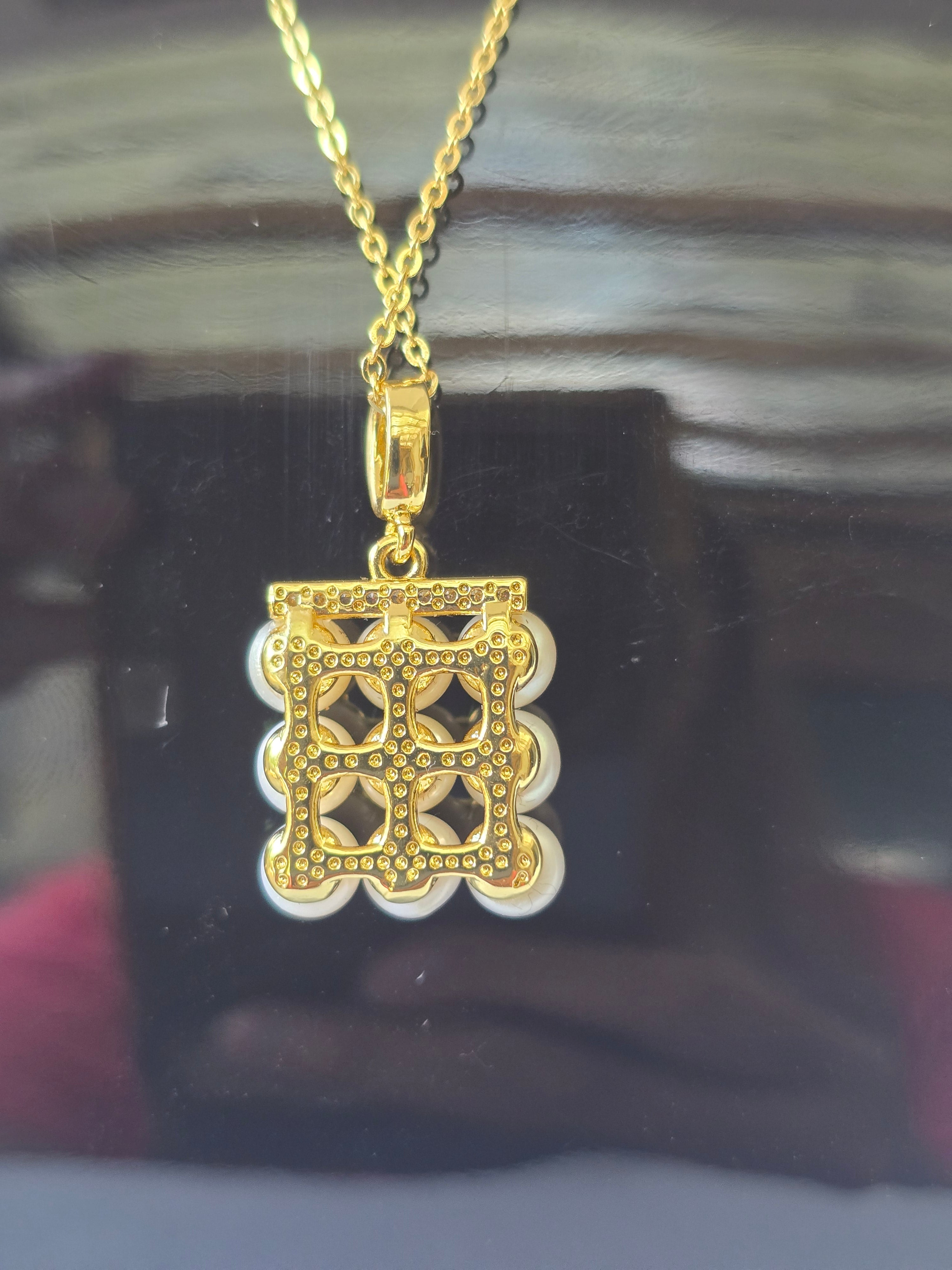 Freshwater Pearl Grid Pendant Necklace | Adjustable Bolo S925 Chain