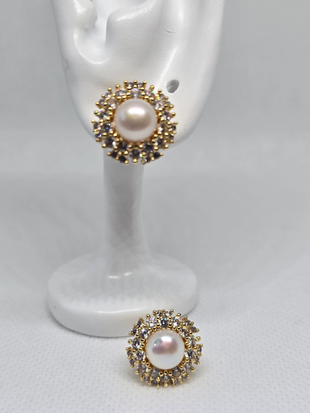 7.4mm Freshwater Pearl Ring & Earrings Set – 5 Micron Gold Setting