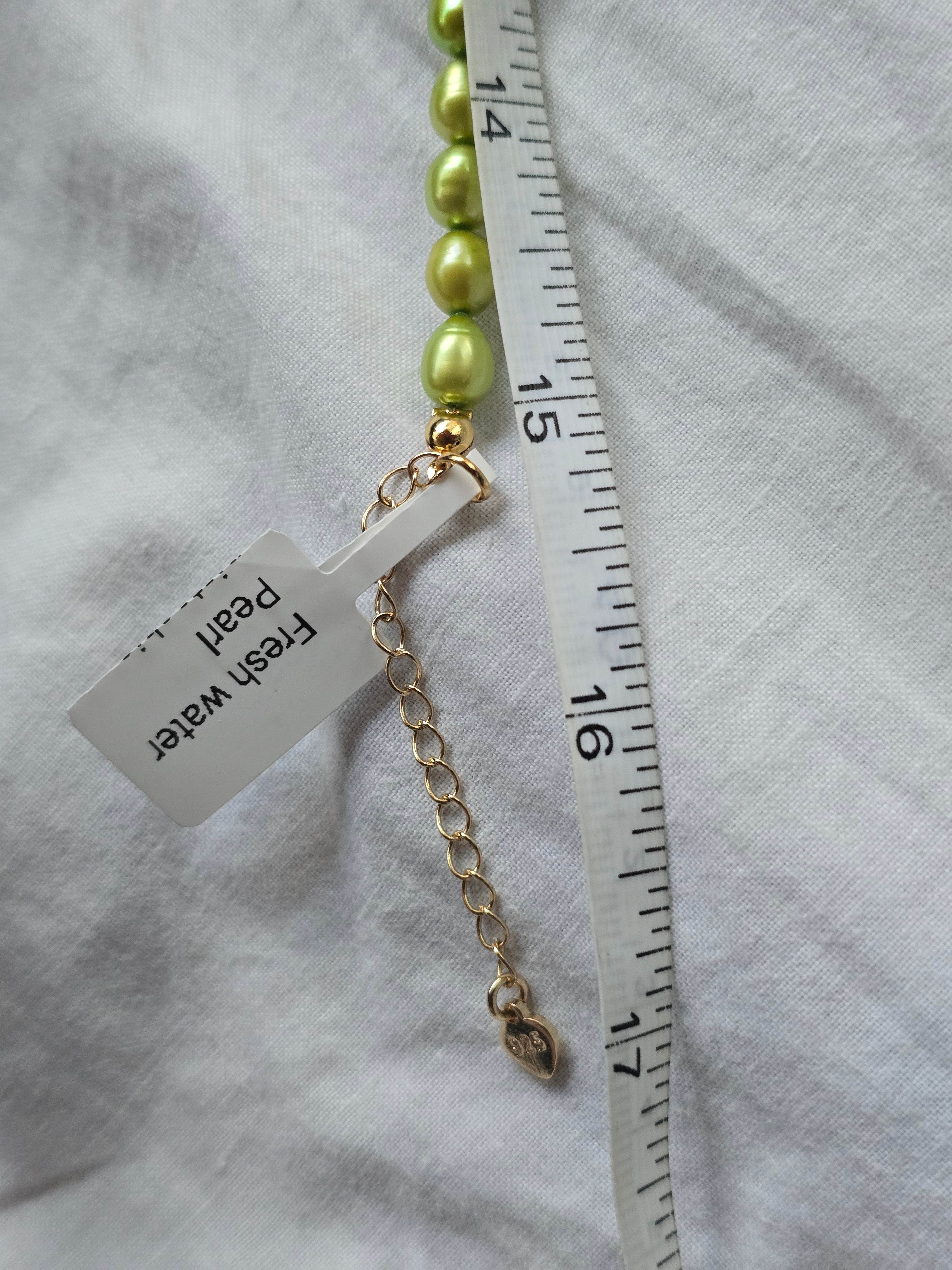 Green Freshwater Pearl Choker Necklace —