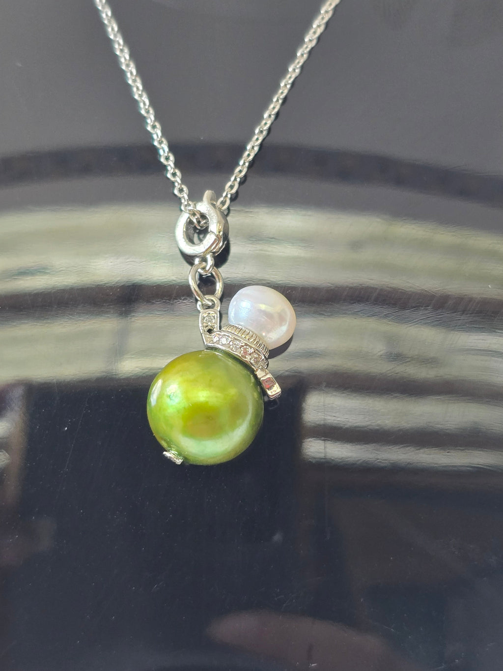 Pistachio Edison Pearl & White Freshwater Pearl Necklace | Adjustable S925 Bolo Chain