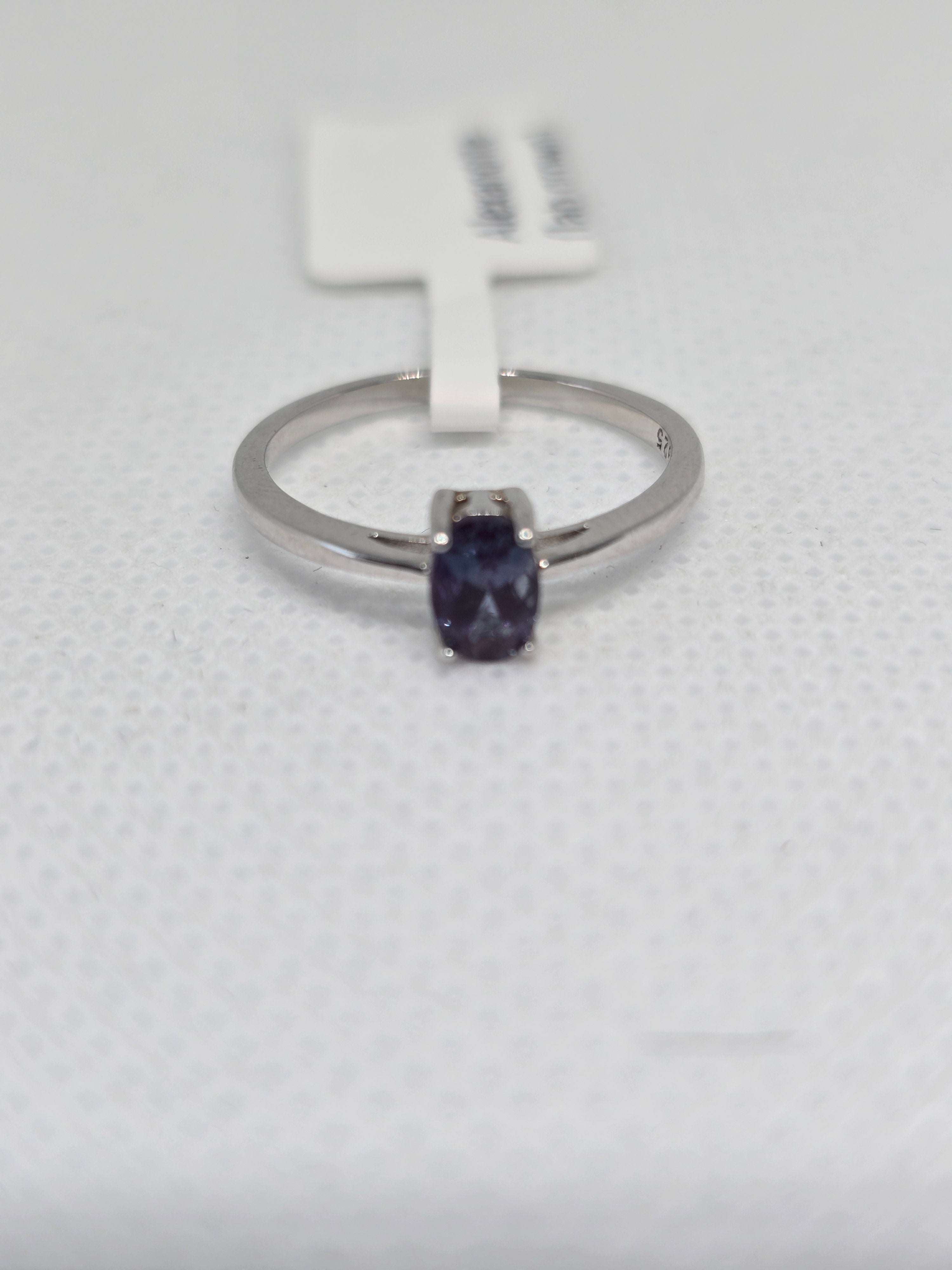 Lab Grown Alexandrite Solitaire Ring in S925 Silver