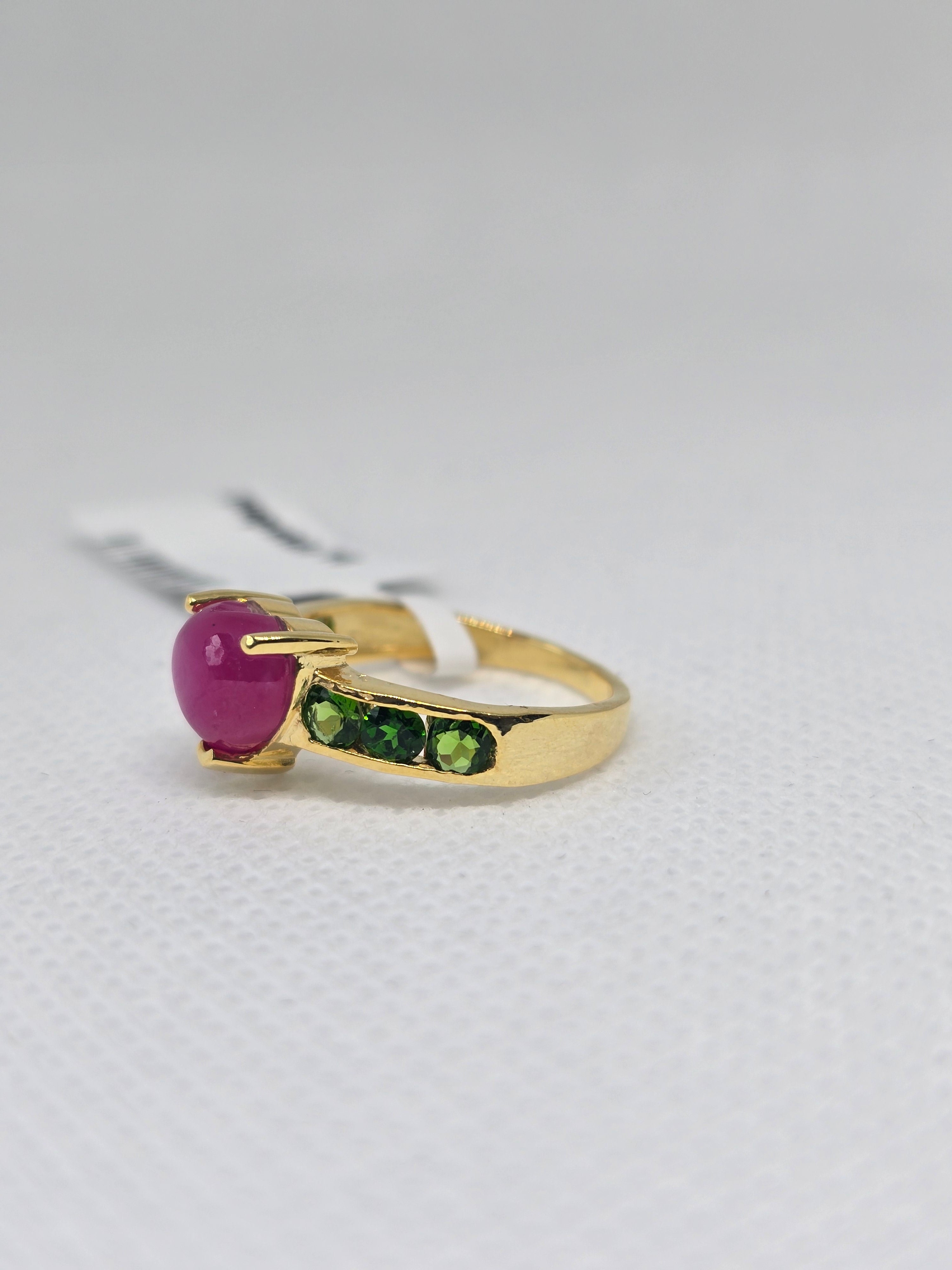 Heart Ruby & Chrome Diopside Yellow Gold Ring