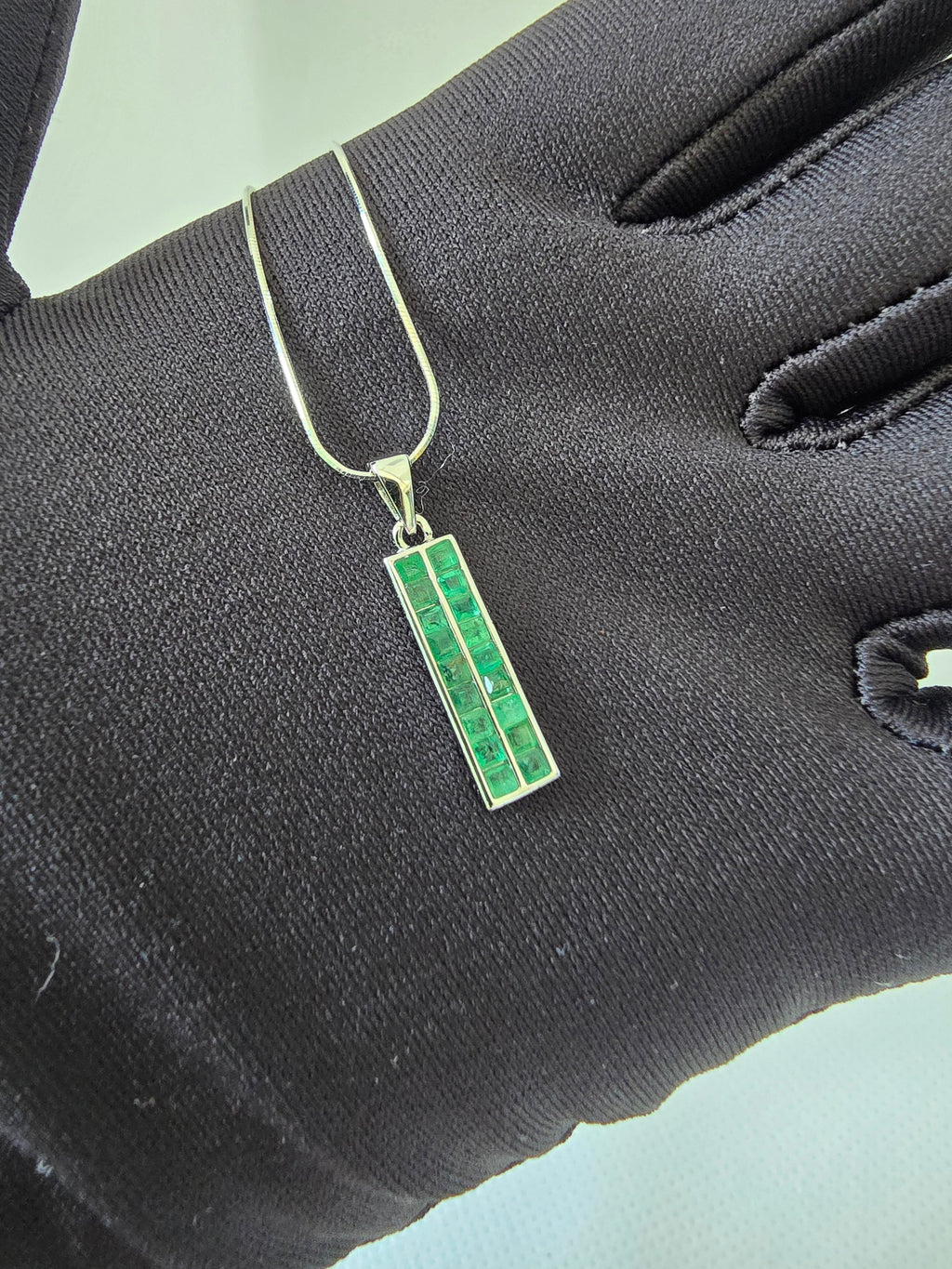 Natural Emerald Bar Pendant Necklace – S925 Sterling Silver