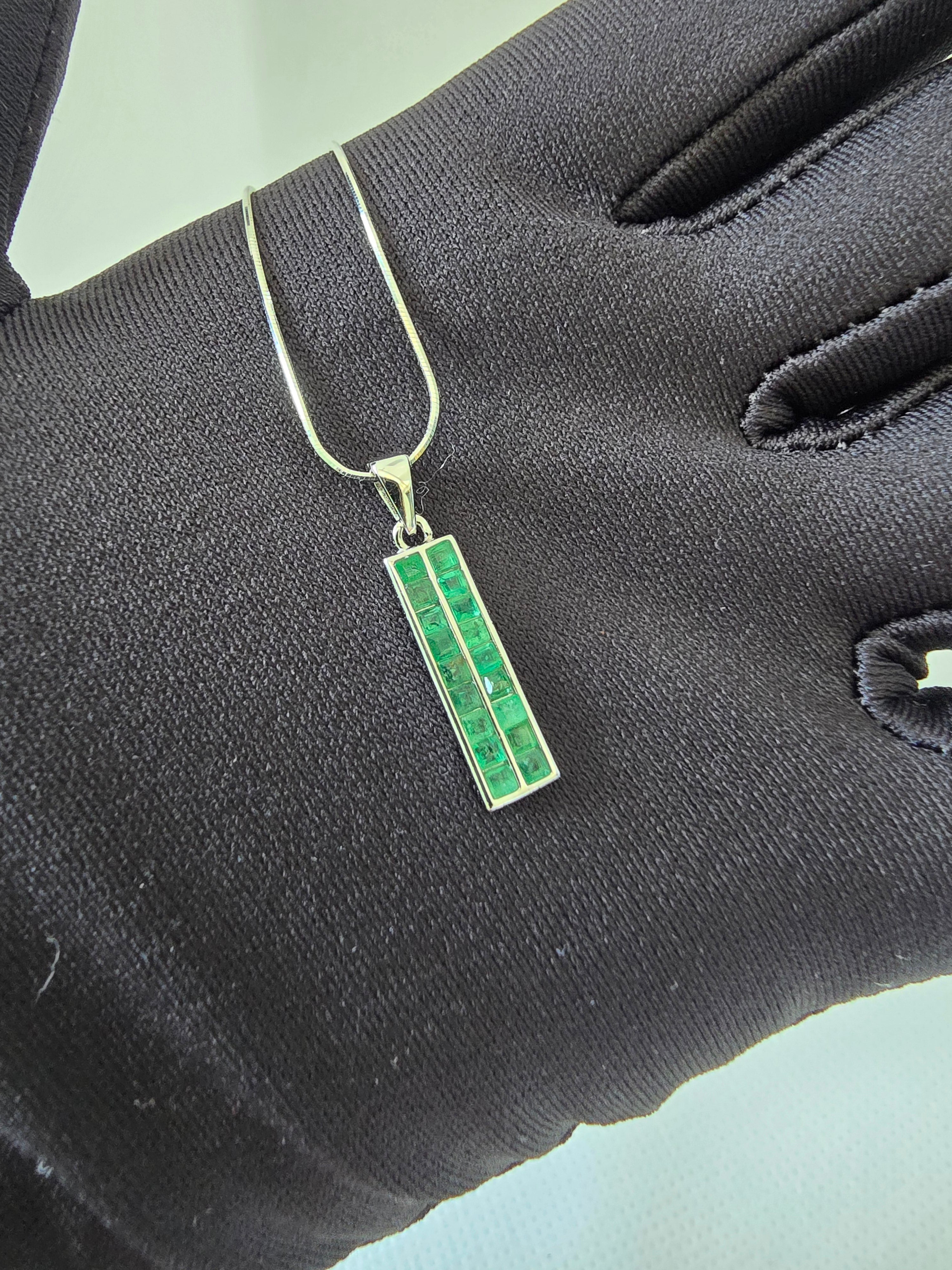 Natural Emerald Bar Pendant Necklace – S925 Sterling Silver