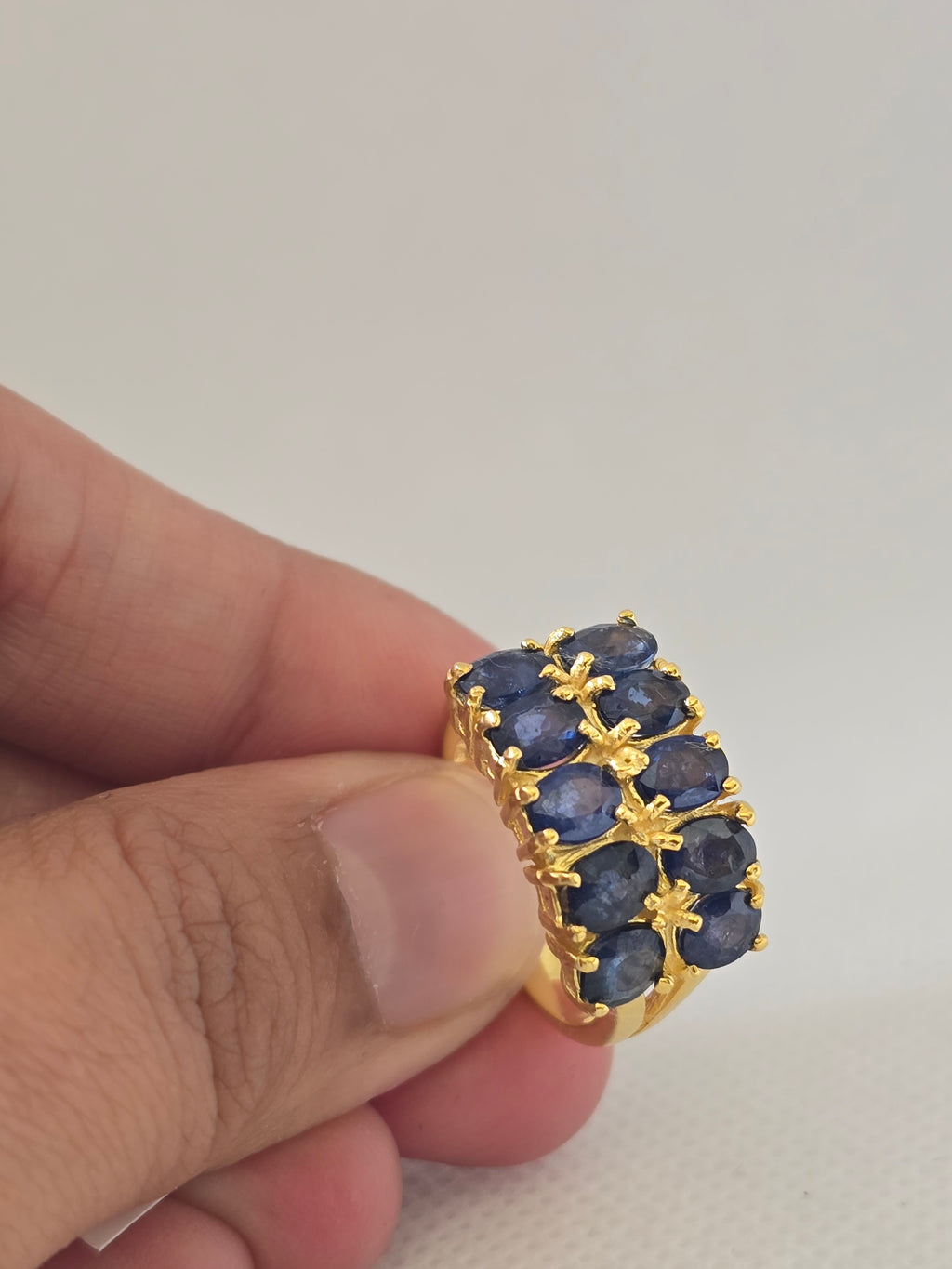 🌟 Stunning Deep Blue Sapphire Cluster Ring (S925 Gold Plated)