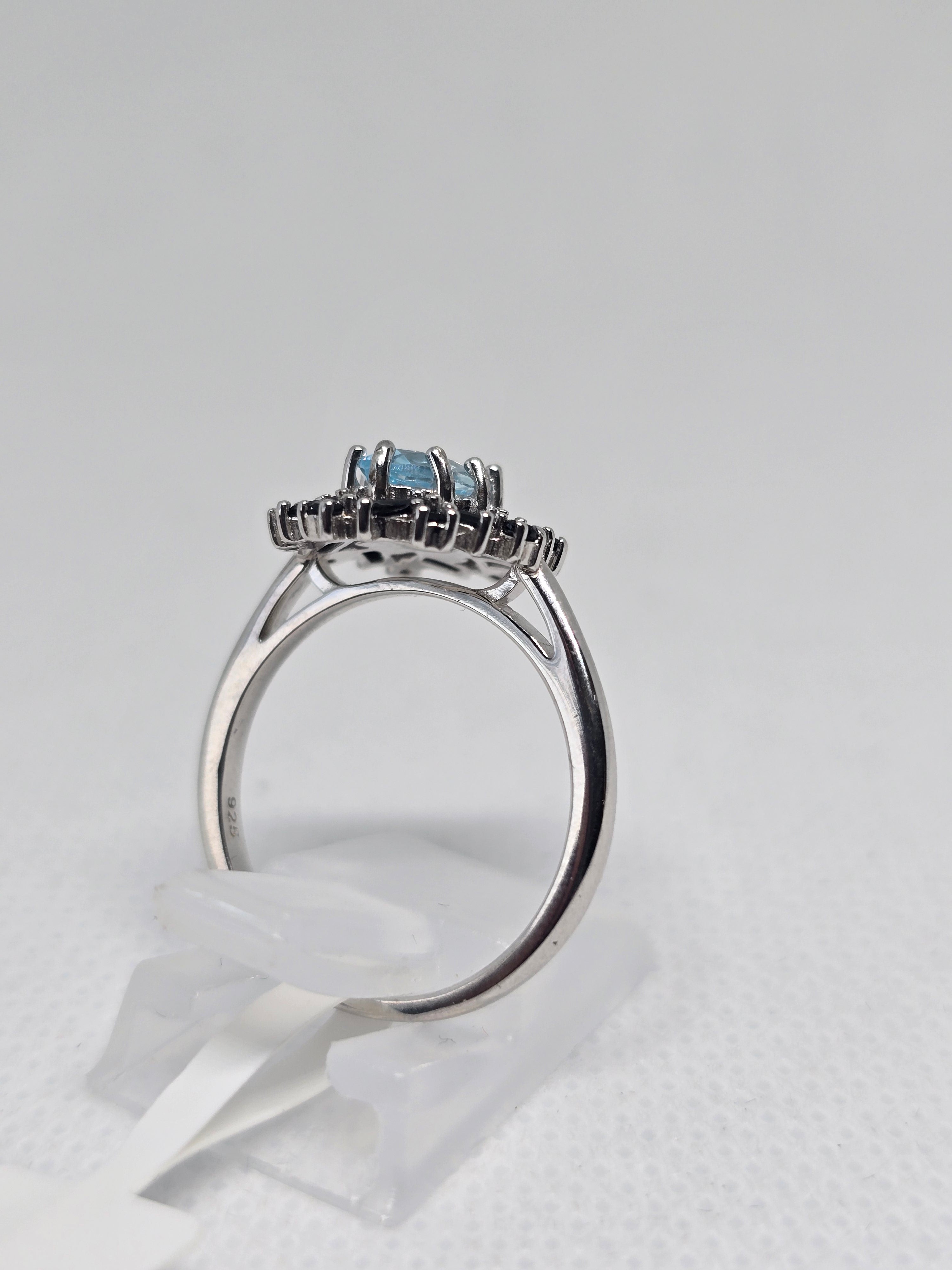Blue Topaz & Black Spinel Starburst Halo Ring in S925 Silver