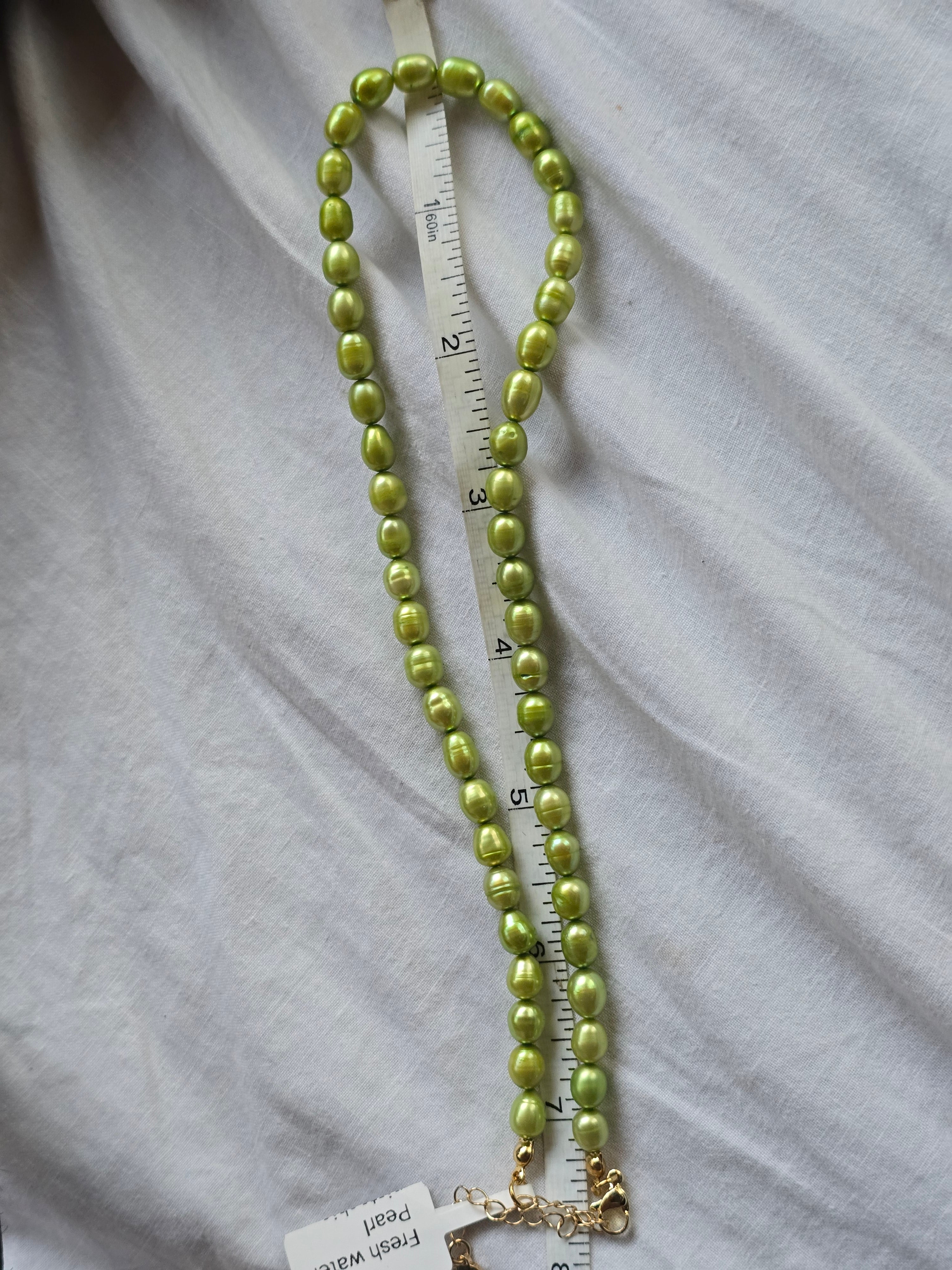 Green Freshwater Pearl Choker Necklace —