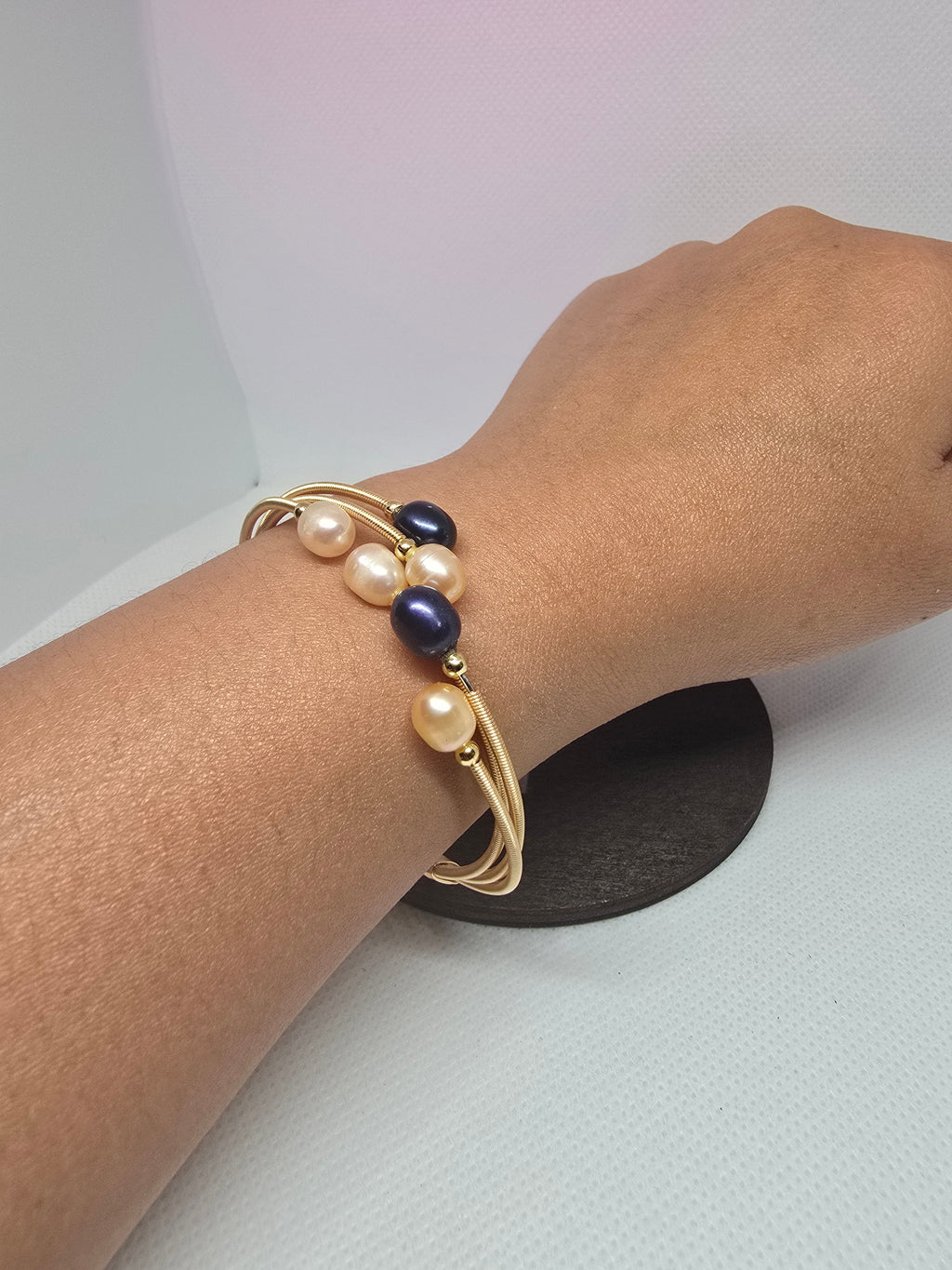 Freshwater Pearl Bangle – Champagne & Blue