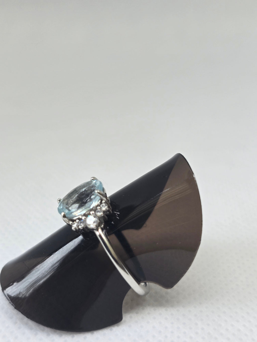 Natural Aquamarine Ring — S925 Sterling Silver