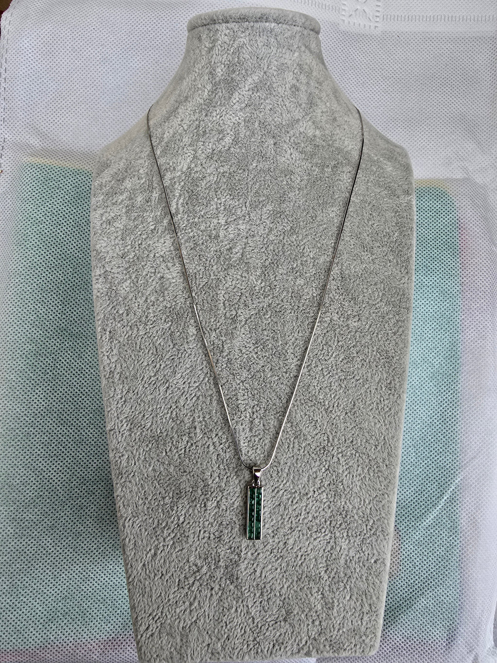 Natural Emerald Bar Pendant Necklace – S925 Sterling Silver