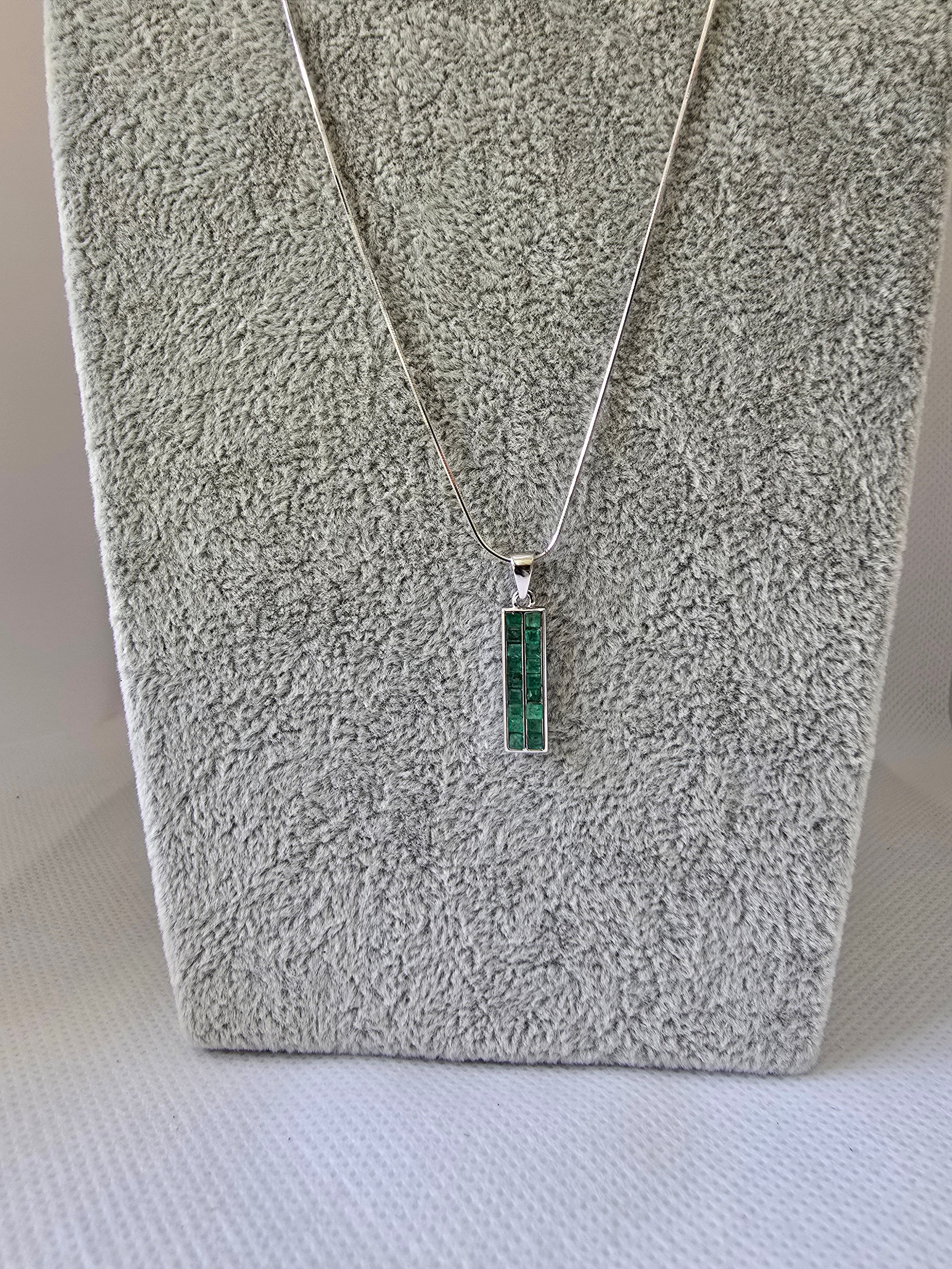 Natural Emerald Bar Pendant Necklace – S925 Sterling Silver