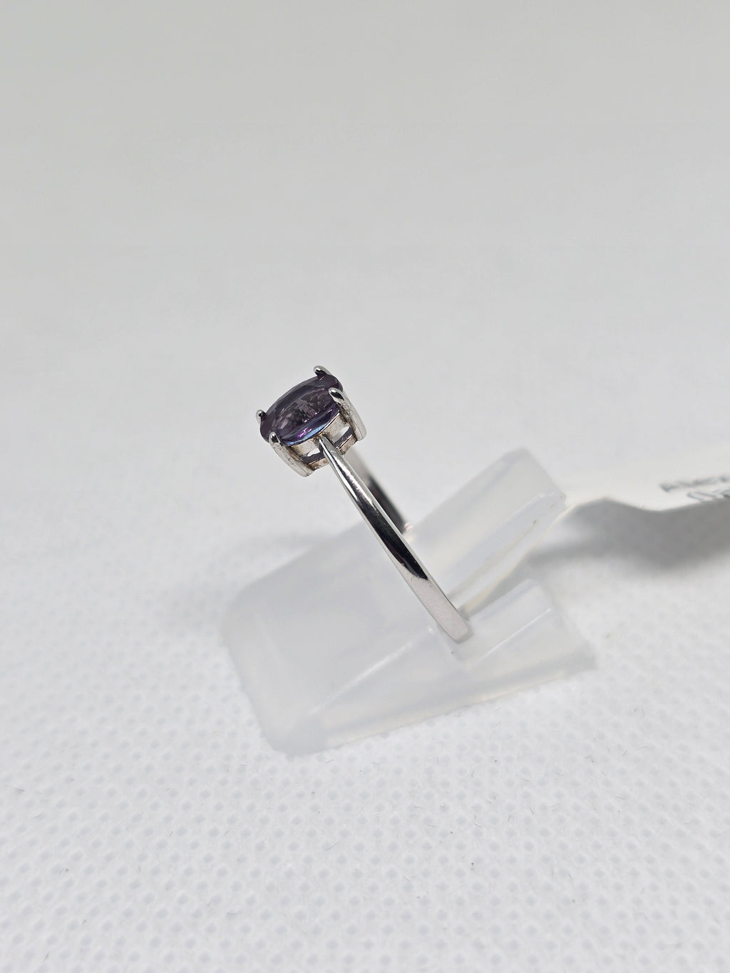 Lab Grown Alexandrite Solitaire Ring in S925 Silver