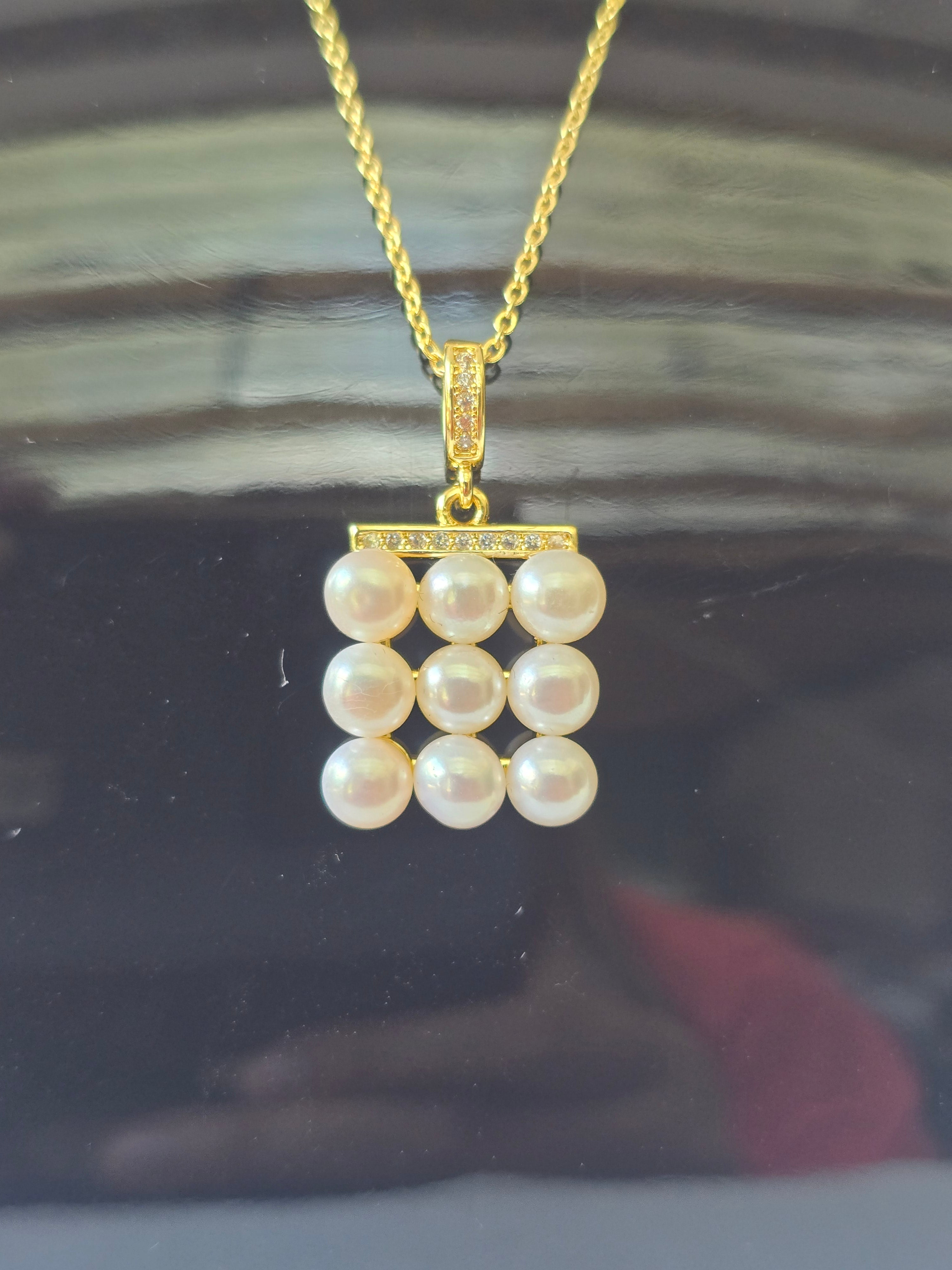Freshwater Pearl Grid Pendant Necklace | Adjustable Bolo S925 Chain