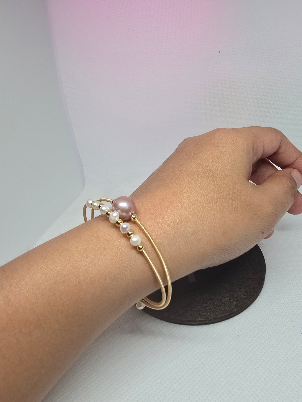 Twisted Freshwater Pearl Bangle – White & Mauve