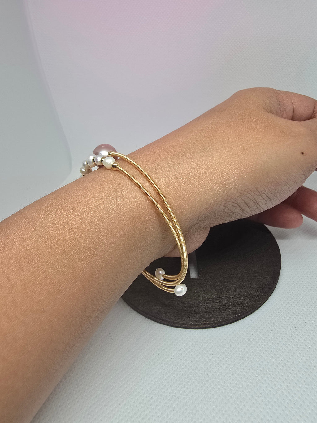 Twisted Freshwater Pearl Bangle – White & Mauve