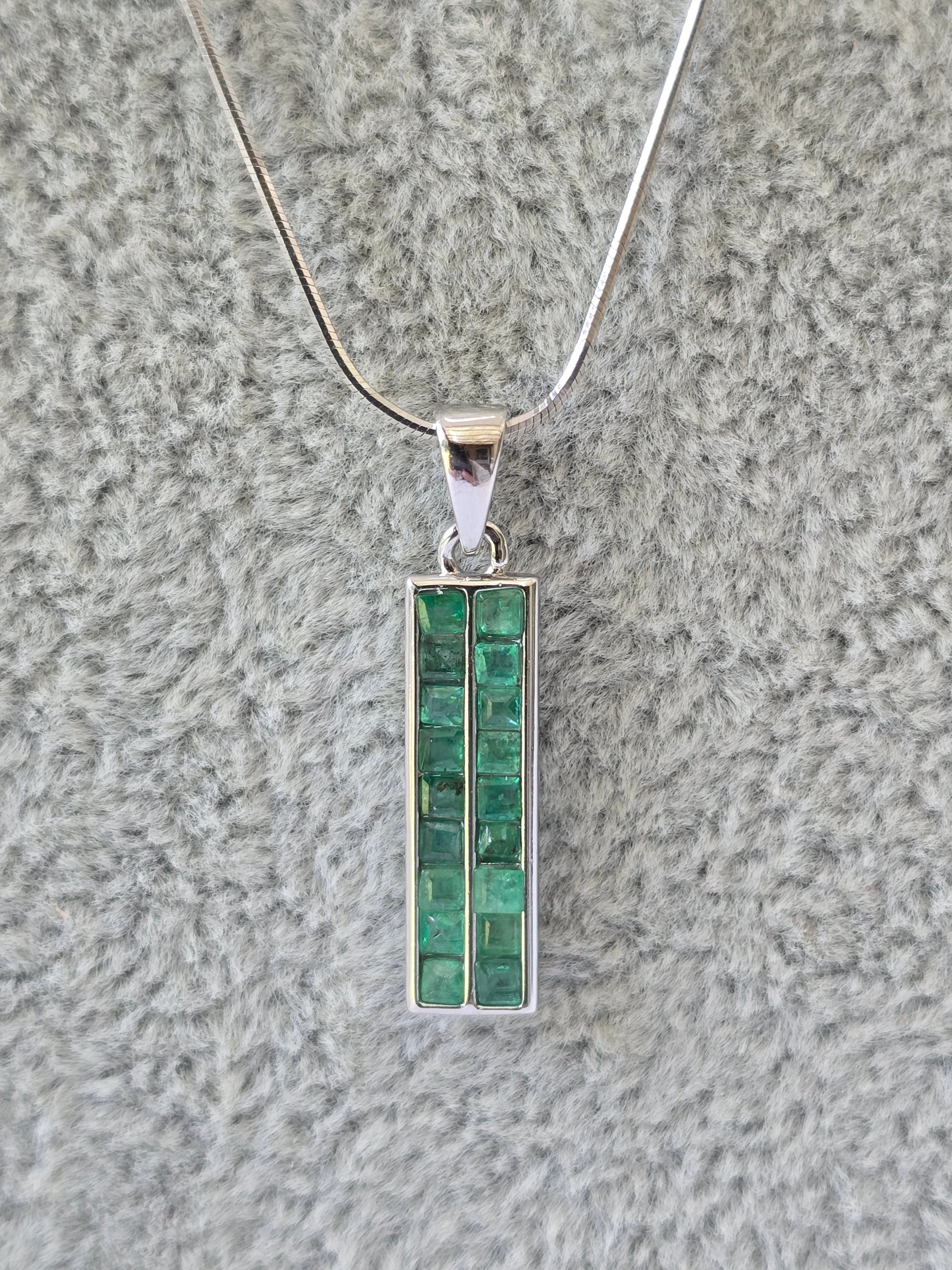 Natural Emerald Bar Pendant Necklace – S925 Sterling Silver